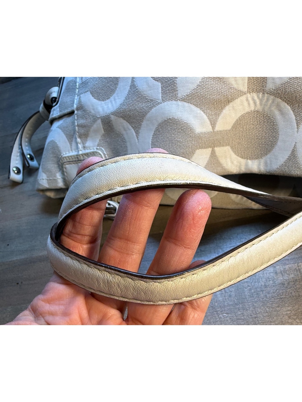 Coach Peyton Signature Op Art Shoulder Bag Cream Brown Leather (hbp1/cp22) - Picture 7 of 12